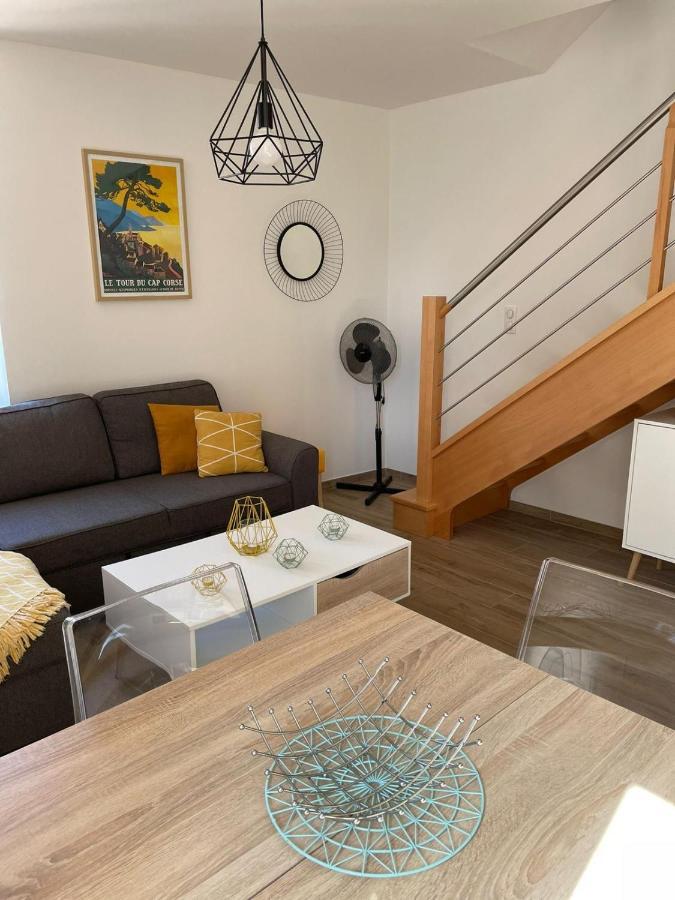 Duplex En Plein Centre Apartment โพรพริอาโน ภายนอก รูปภาพ